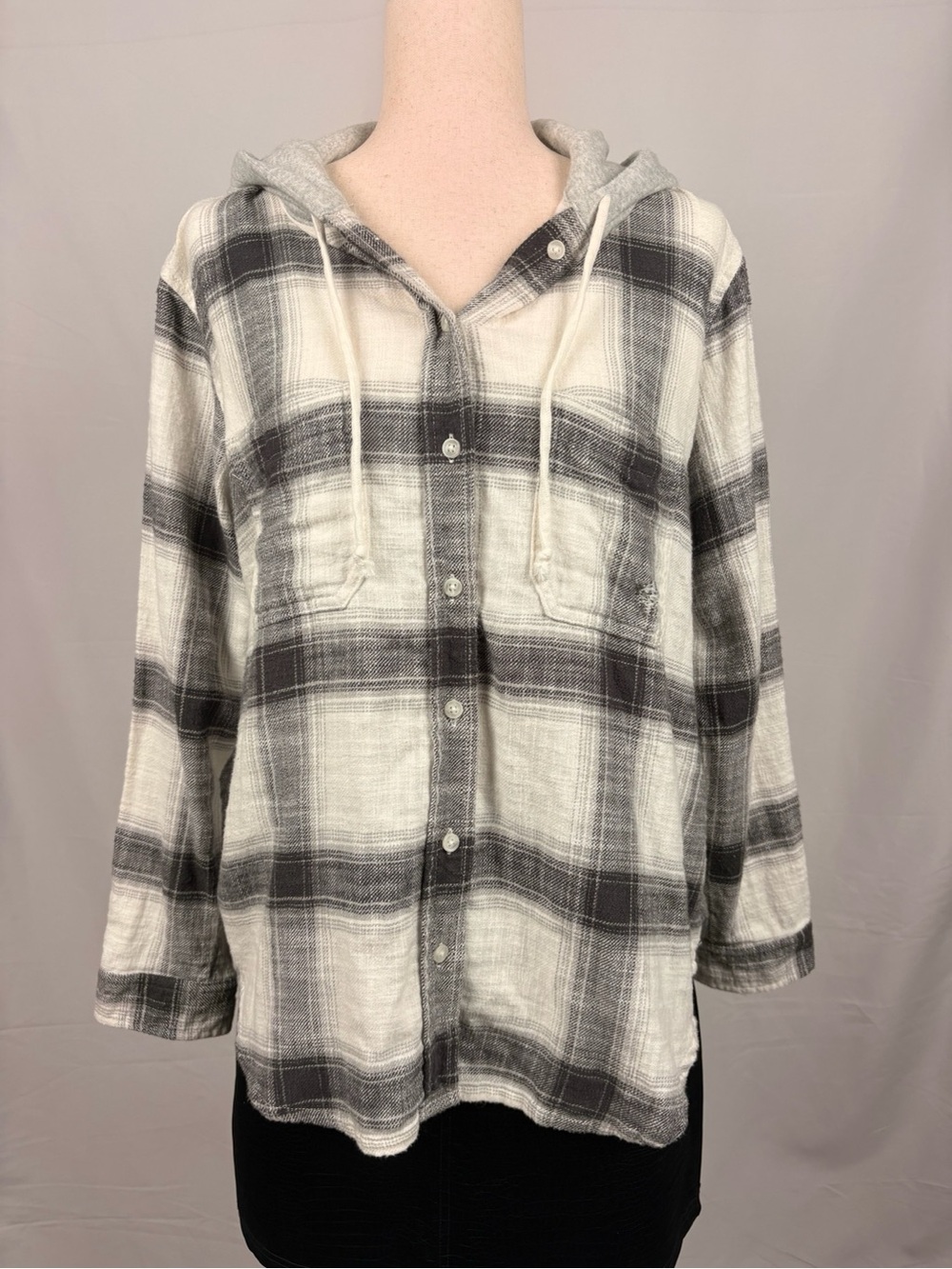 American Eagle Gray & White Plaid Distressed Hooded Shirt Women’s M